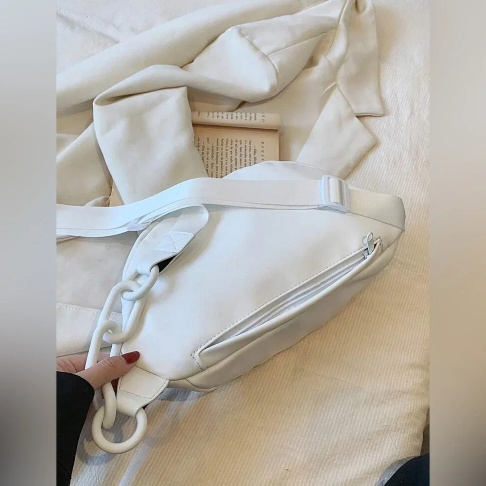 New Crossbody Bag, Fanny Pack - Picture 2 of 6